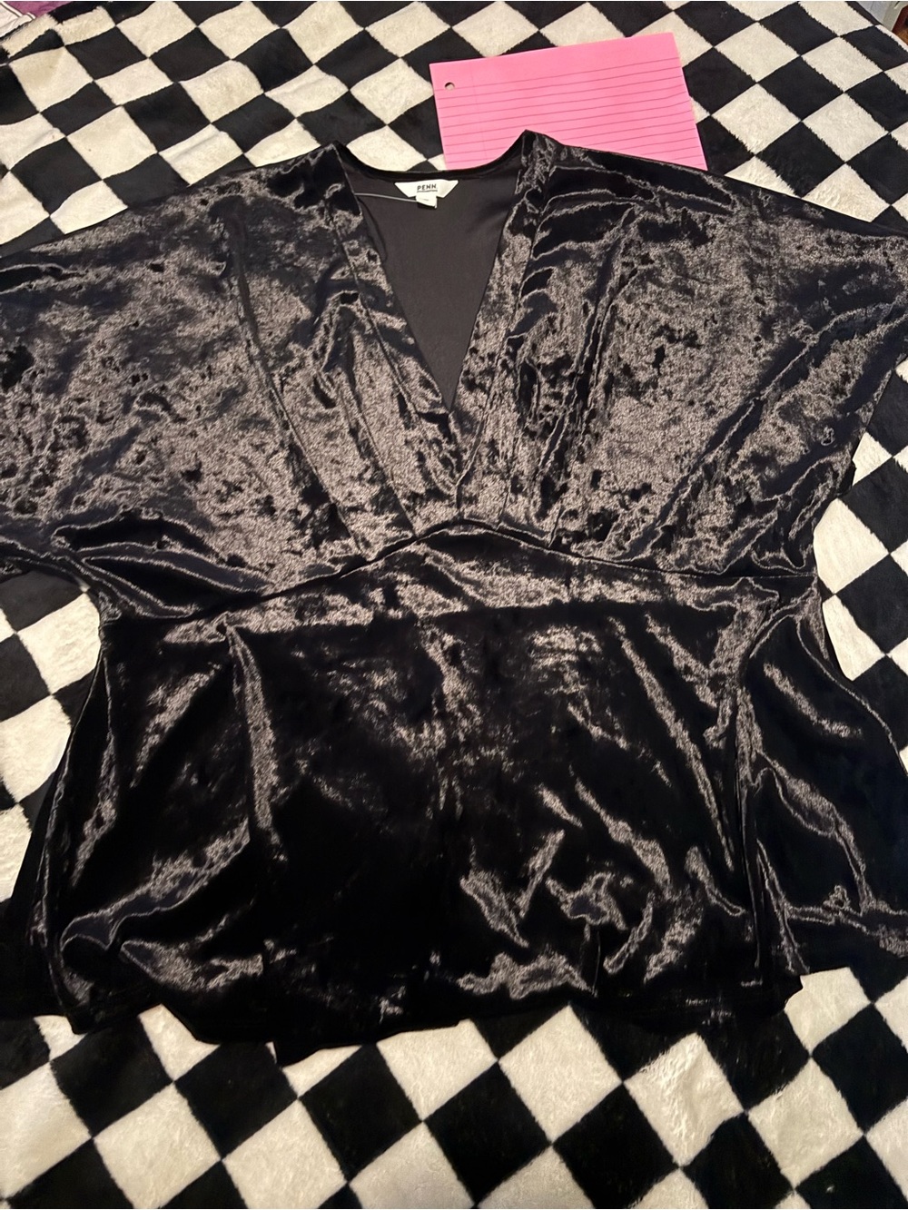 1X Penningtons crushed velvet shirt great for fall